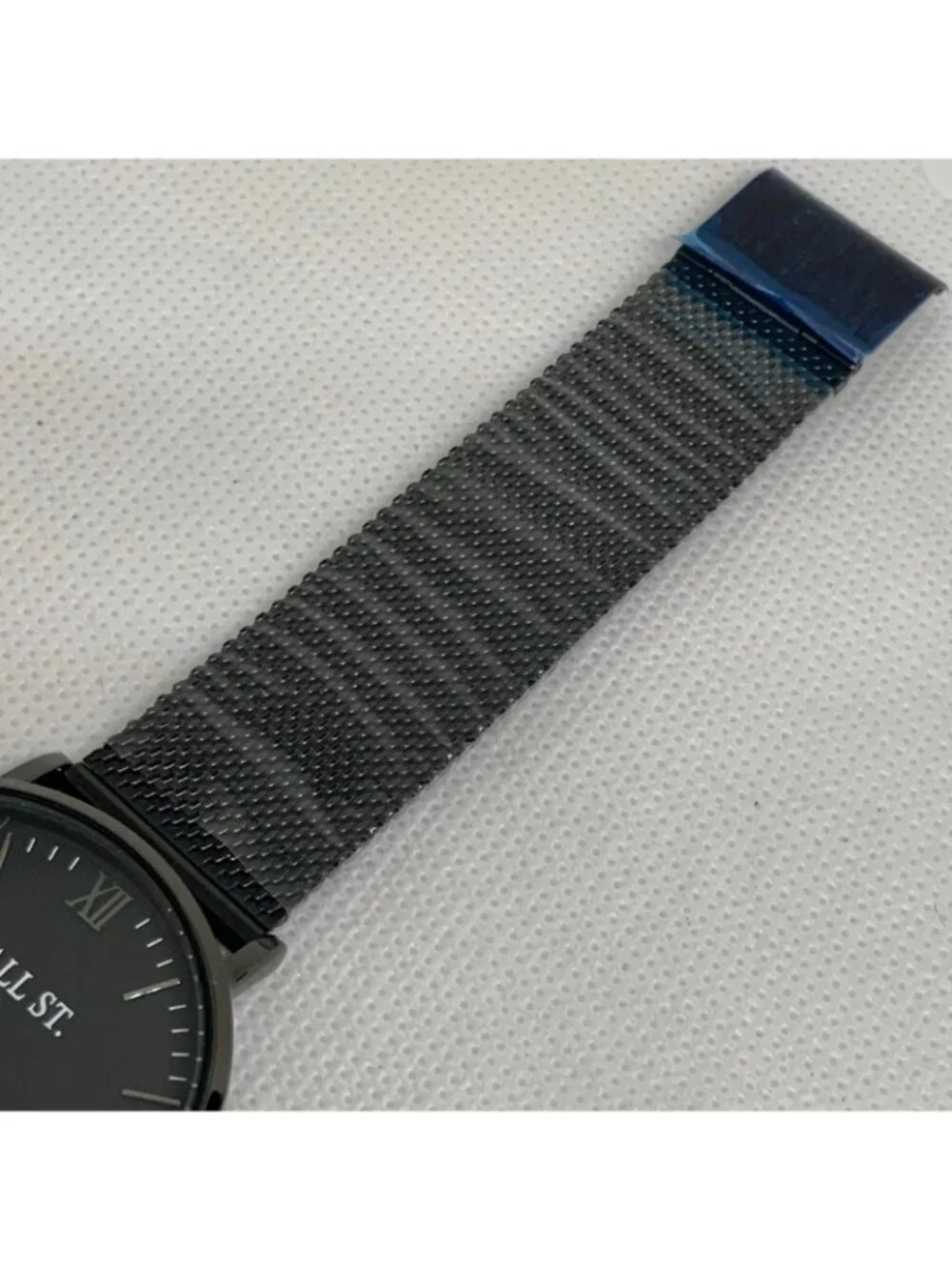 men watch quartz analog Wall Street 40mm black tone adjustable mesh band running